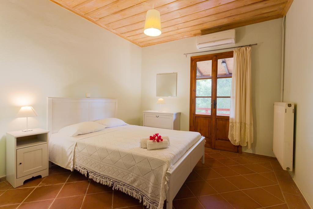 Lithies Farm Houses Vasilikos Exterior photo