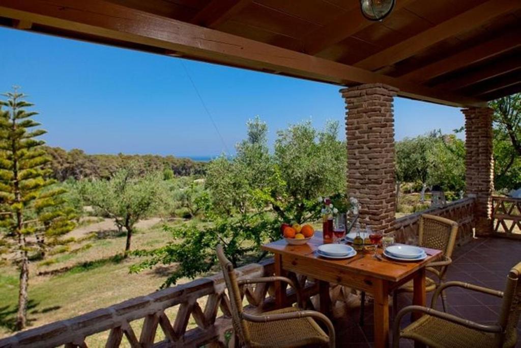 Lithies Farm Houses Vasilikos Exterior photo